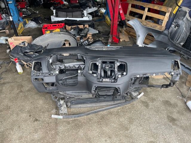 VOLVO XC90 II DESKA ROZDZIELCZA KOKPIT MAŁY HEAD UP