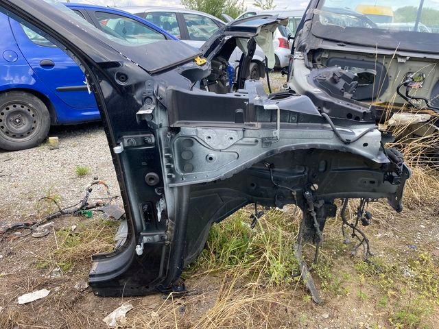 VOLVO XC40 ĆWIARTKA PRAWY PRZÓD PODŁUŻNICA