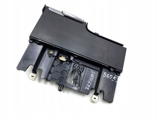 VOLVO S60 III SCHOWEK POPIELNICZKA TUNELU ŚRODKOWEGO 31694582