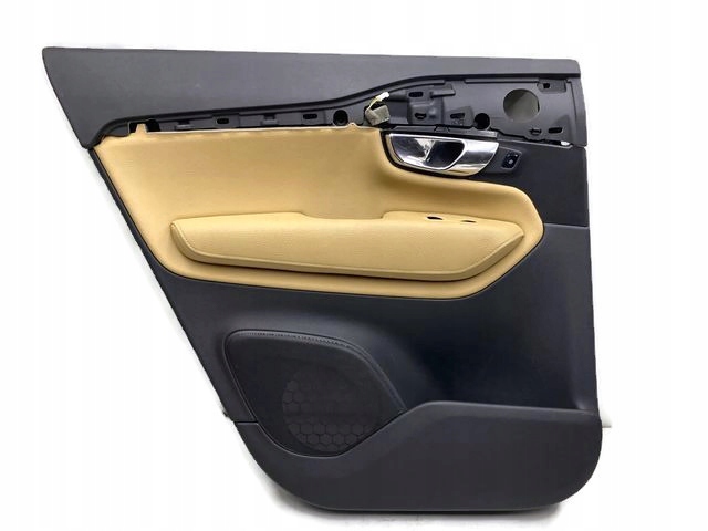 VOLVO XC90 II BOCZEK TAPICERKA DRZWI LEWY TYŁ 31393115