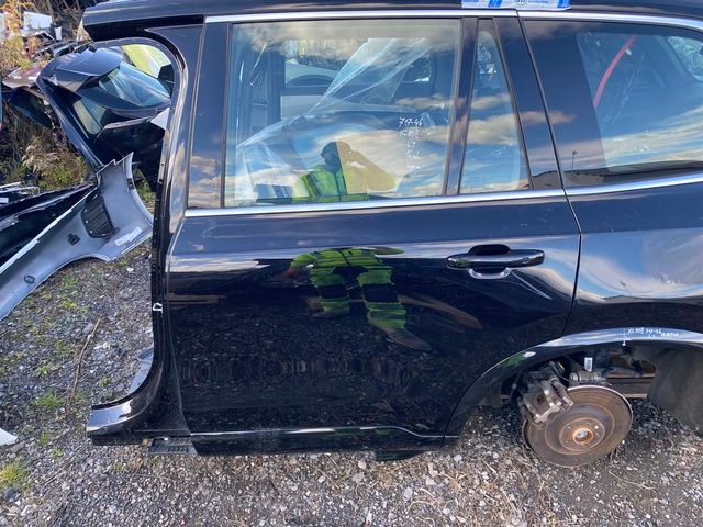 VOLVO XC90 II DRZWI LEWY TYŁ LEWE TYLNE 717-46
