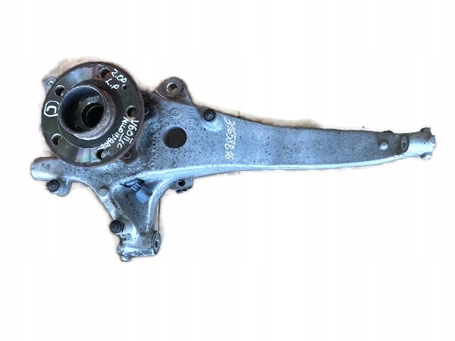 VOLVO V60 II CC 2.0D ZWROTNICA LEWY PRZÓD 31658816