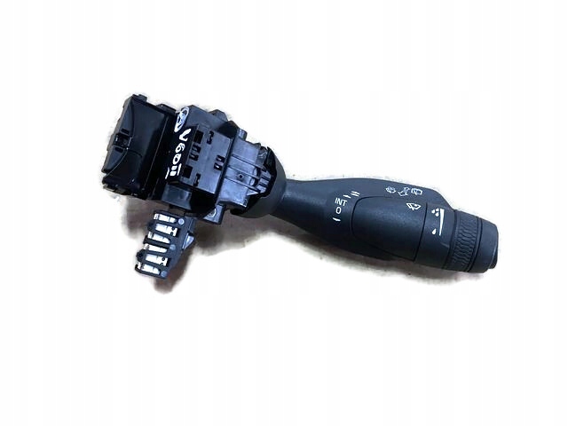 VOLVO V60 II MANETKA PRZEŁĄCZNIK WYCIERACZEK 31674103