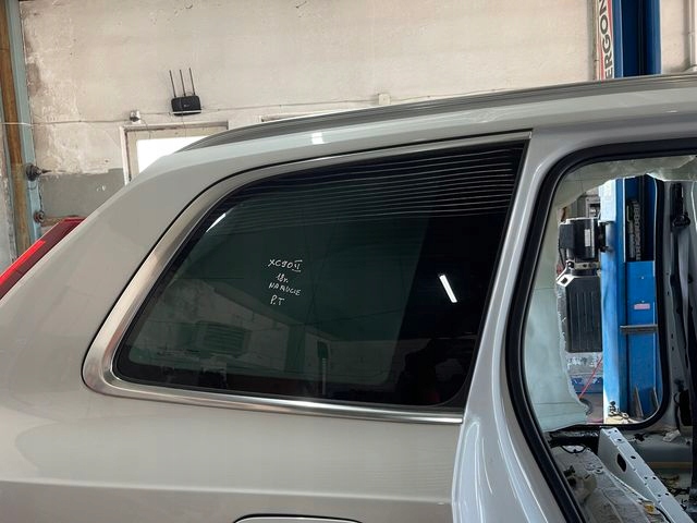 VOLVO XC90 II SZYBA PRAWY TYŁ KAROSERYJNA 43R-00176 2018