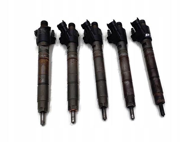 VOLVO XC60 II WTRYSKIWACZ 31272767