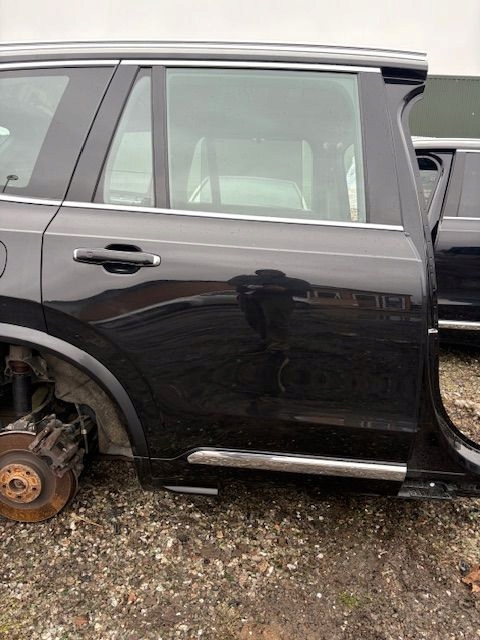 VOLVO XC90 DRZWI PRAWY TYŁ PRAWE TYLNE 717