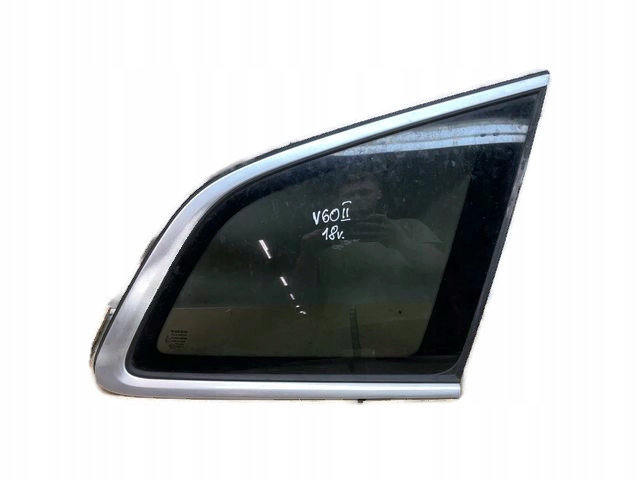 VOLVO V60 II SZYBA KAROSERYJNA PRAWY TYŁ 2018