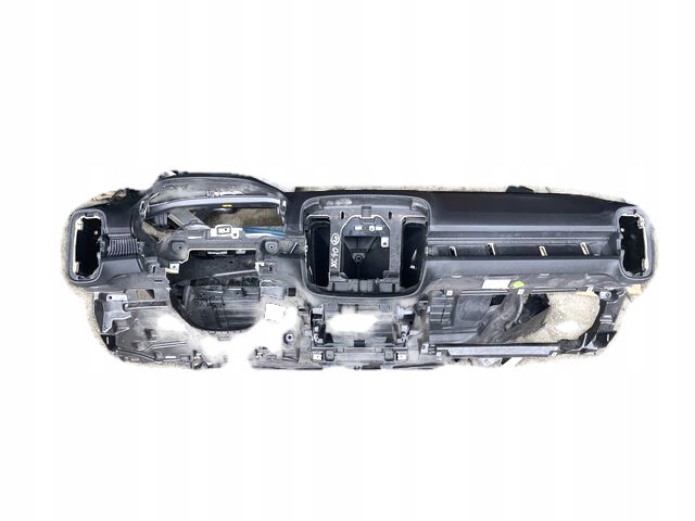 VOLVO XC40 DESKA ROZDZIELCZA KOKPIT