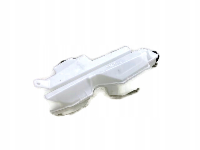 VOLVO V60 II CC ZBIORNICZEK PŁYNU DO SPRYSKIWACZY 30747576