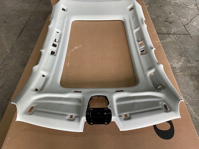 VOLVO XC60 II PODSUFITKA PANORAMA JASNA 25R