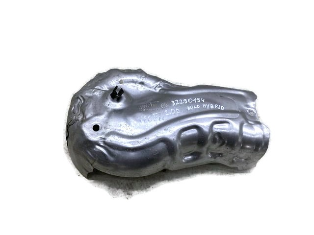 VOLVO V60 II CC 2.0D MILD HYBRID OSŁONA TERMICZNA 32290194