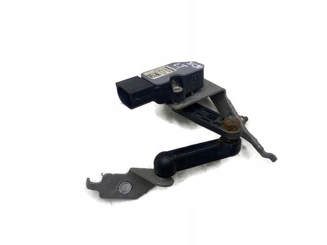 VOLVO XC90 II CZUJNIK POZIOMOWANIA LEWY TYŁ 31360330