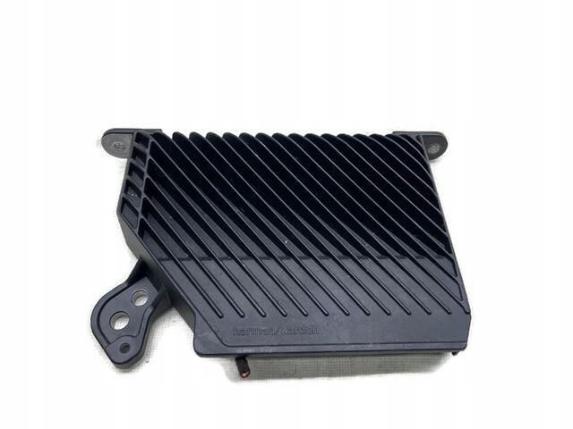 VOLVO XC40 WZMACNIACZ HARMAN/KARDON 31456942