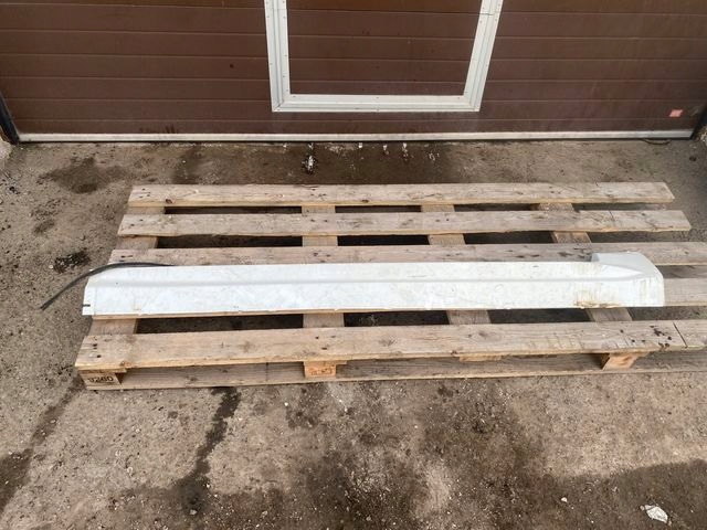 VOLVO XC90 II LISTWA PROGOWA PRAWA 31672371