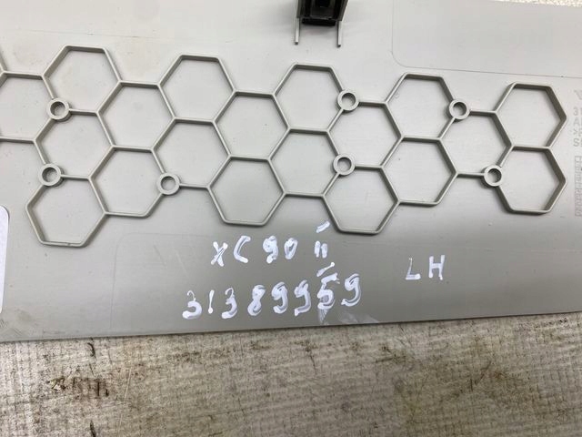 30da3e104f8fa01a5e8526c188f1-2