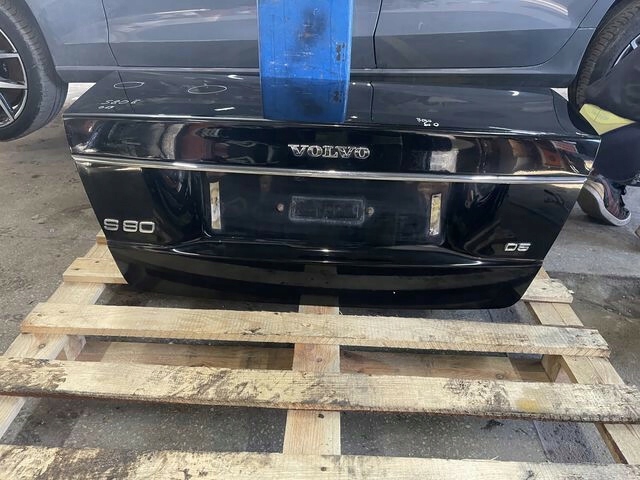 VOLVO S80 II KLAPA BAGAŻNIKA 019