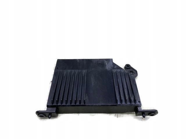 VOLVO XC90 II WZMACNIACZ 31350421