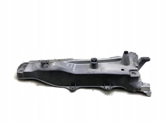 VOLVO XC90 II MOCOWANIE BŁOTNIKA PRAWY PRZÓD 711 31391778