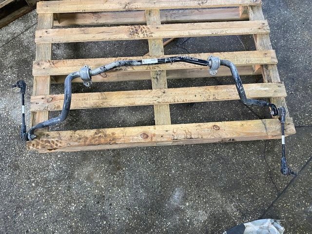 VOLVO XC40 T5 DRĄŻEK STABILIZATORA 31681914