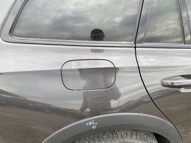 VOLVO V60 II V60 II CC B5 KLAPKA WLEWU PALIWA 731