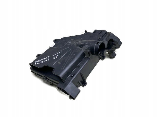 VOLVO V60 CC B5 OBUDOWA KOMPUTERA 31657213 31657214