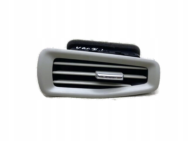 VOLVO V60 II KRATKA NAWIEWU LEWA 31469600