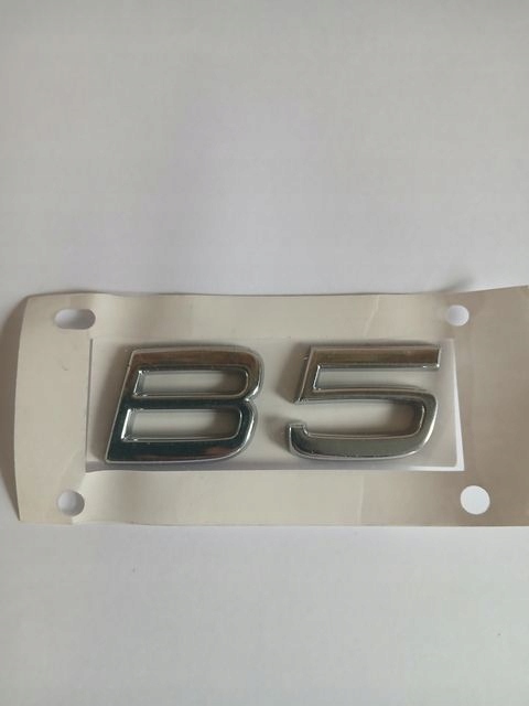 VOLVO B5 EMBLEMAT ZNACZEK KLAPY BAGAŻNIKA 32274134