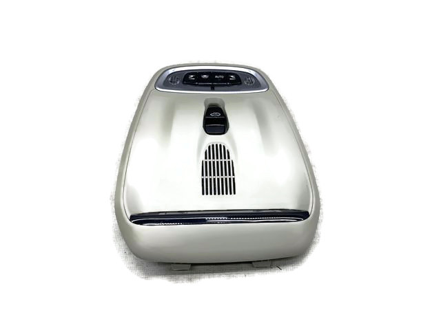 VOLVO XC90 II LAMPKA PODSUFITKI