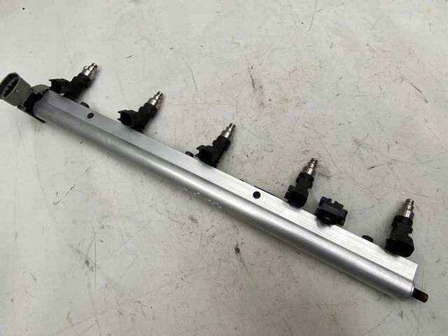 8ed9d98148fa80d52222f8db7947