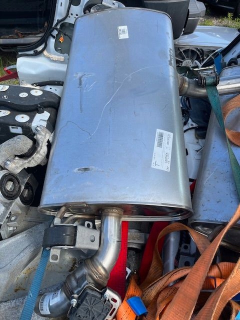 VOLVO XC90 II WYDECH TŁUMIK 32335168 4902201