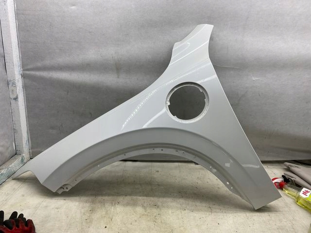 VOLVO XC90 II T8 BŁOTNIK LEWY PRZÓD PRZEDNI 707