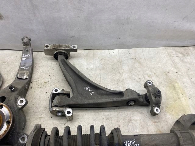 94de52624a799391a4c70e4f408f