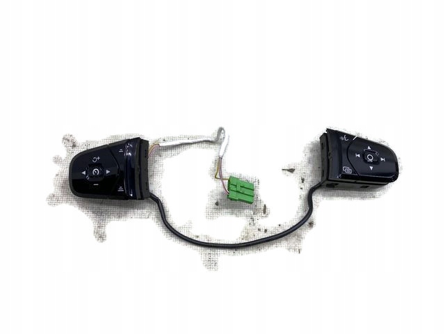 VOLVO S60 V60 XC60 S90 V90 XC90 PRZYCISKI MULTIFUNKCJI KIEROWNICY 32266343