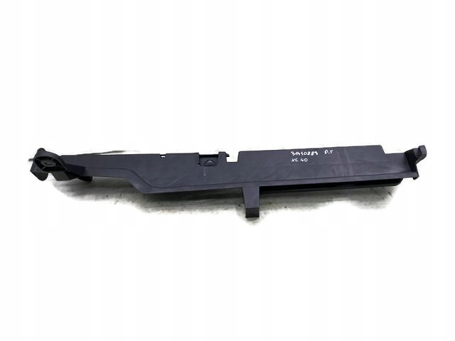 VOLVO XC40 MOCOWANIE PODŁOGI BAGAŻNIKA PRAWE 31440889