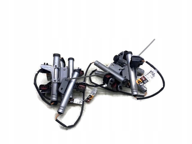 VOLVO S90 V90 NABÓJ PIROTECHNICZNY MASKI PRAWY 31688051 31479643