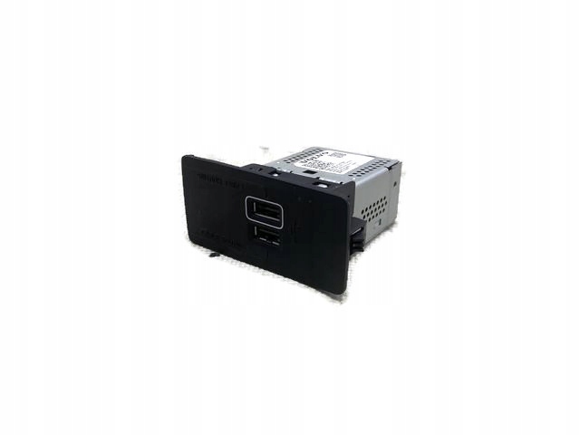 VOLVO S60 III PANEL USB MODUŁ 31407038
