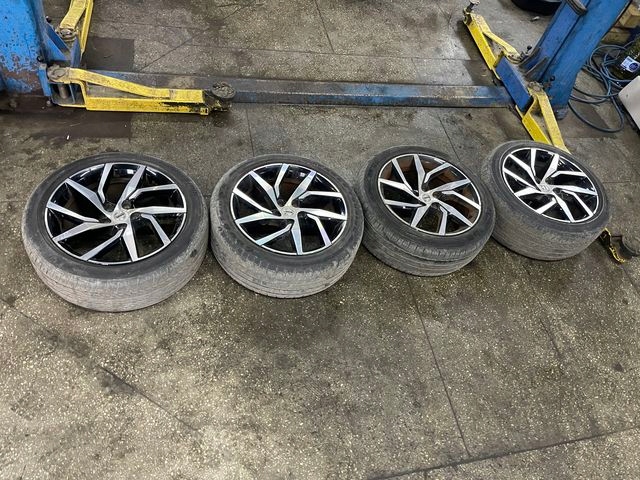 VOLVO S60 III V60 II FELGI ALUMINIOWE R18 8J ET42