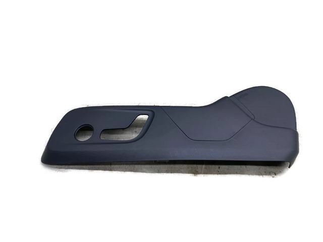 VOLVO XC40 OSŁONA PANELU REGULACJI FOTELA LEWY PRZÓD 31446975 32272099