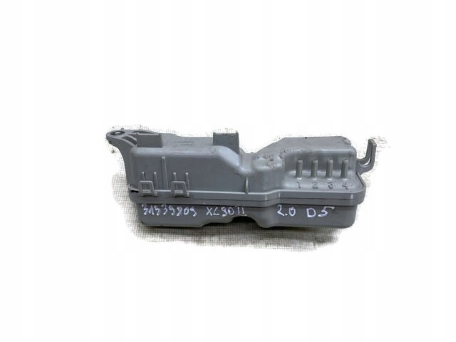 VOLVO XC90 II 2.0 D5 ZBIORNICZEK PODCIŚNIENIA 31339809