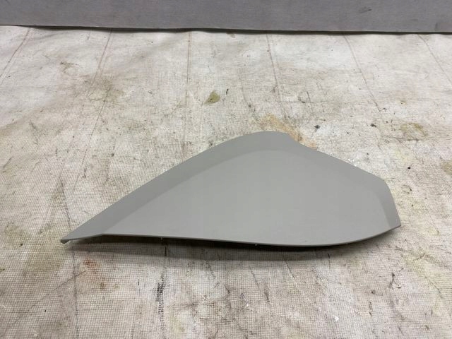 VOLVO V60 CC OSŁONA ZAŚLEPKA DESKI PRAWA 31467512 31467513