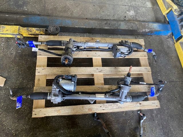 VOLVO XC90 II PRZEKŁADNIA KIEROWNICZA 31476413