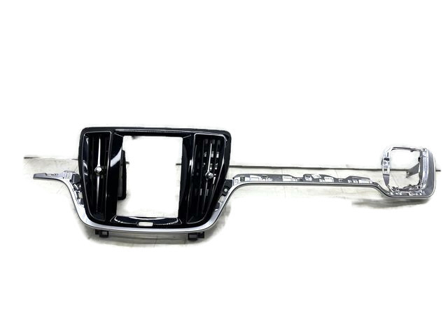 VOLVO XC90 II LISTWA DEKOR KRATKI NAWIEWU 31651199