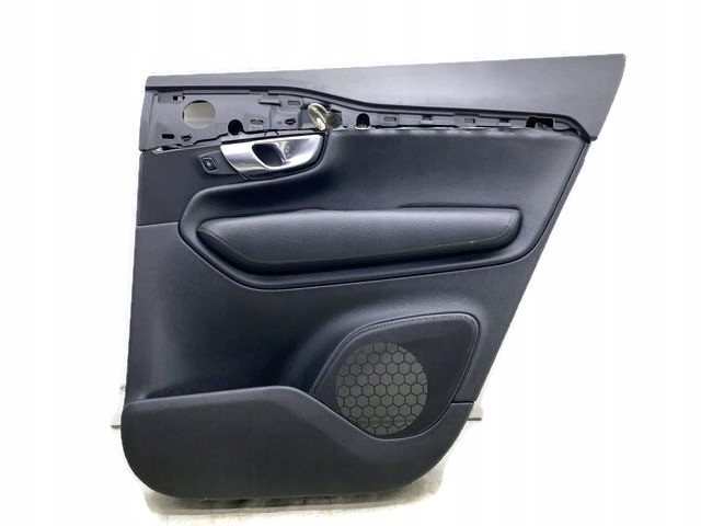 VOLVO XC90 II BOCZEK DRZWI PRAWY TYŁ 31393116