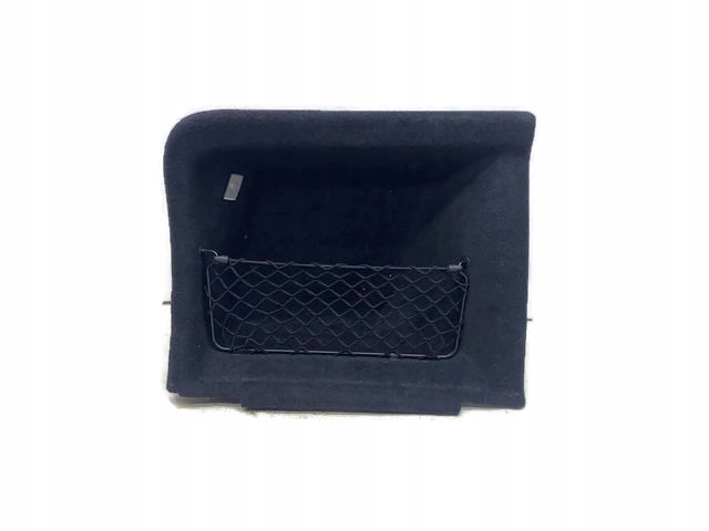 VOLVO V60 II BOCZEK TAPICERKA BAGAŻNIKA LEWA 32131397