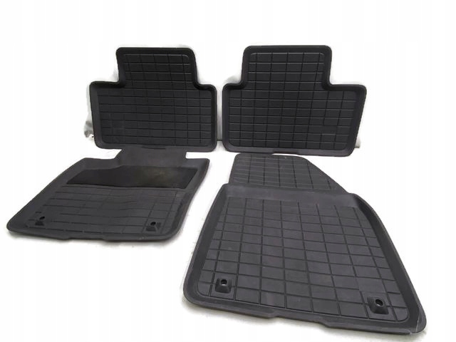 VOLVO XC40 DYWANIKI GUMOWE MATA BAGAŻNIKA 31664207 31470949 31470950