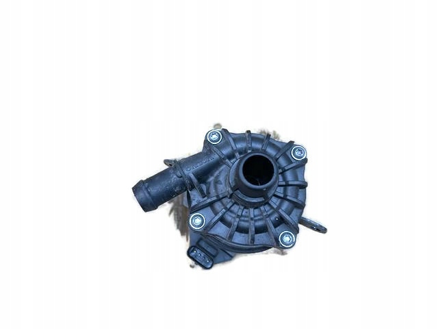 VOLVO S90 T8 POMPA WODY 31338399