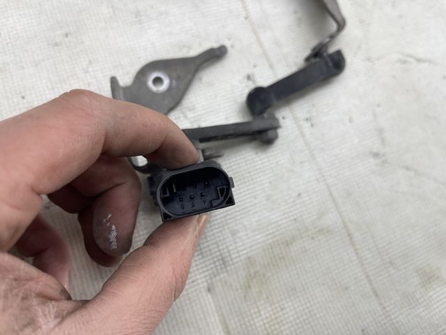 1a24abc34fdd89ba688f43015725