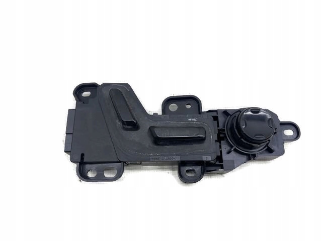 VOLVO XC90 II PANEL REGULACJI FOTELA PRAWY PRZÓD 30644668