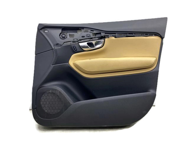 VOLVO XC90 II BOCZEK TAPICERKA DRZWI PRAWY PRZÓD 31393114