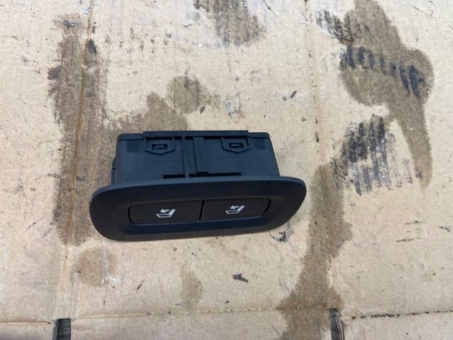 8360a0854620a84aaf50b3f037e9